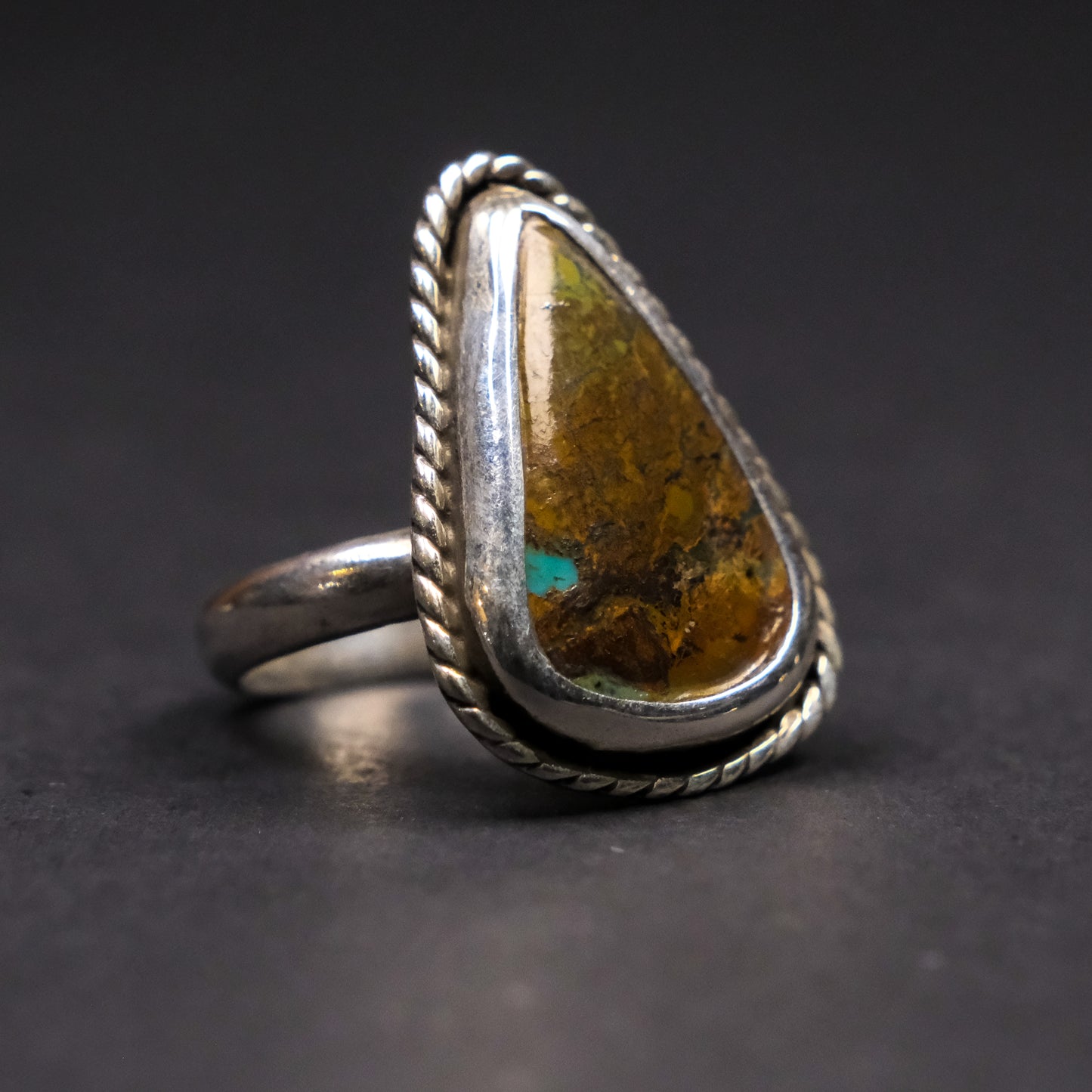 Turquoise Triangle Size 9